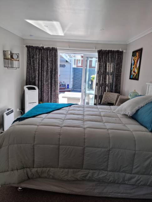 BnB on Carvell room 2